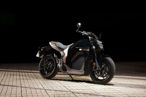 Zvuk ticha: vývoj charakteru modelu Honda WN7